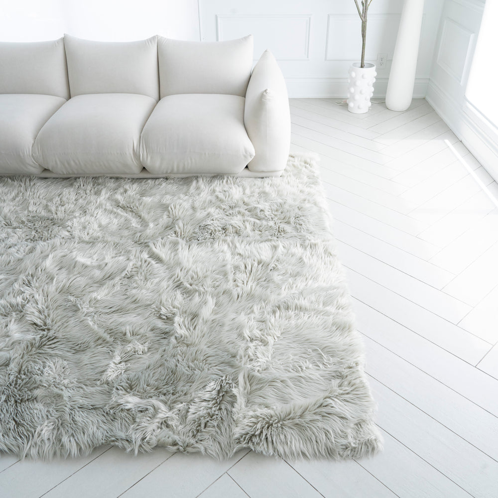 Rectangle Faux Fur Rug | 7x9ft