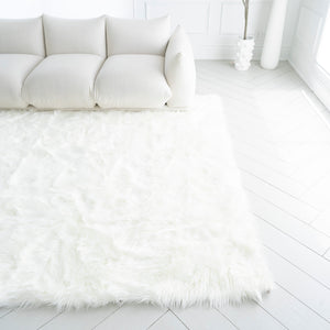 Rectangle Faux Fur Rug | 7x9ft
