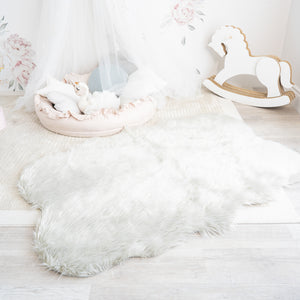 Pelt Shape Faux Fur Rug | 4x6ft 5x7ft
