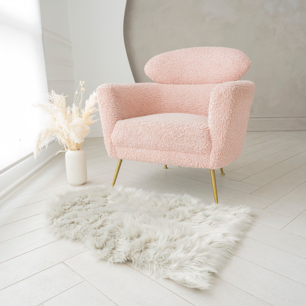Pelt Shape Faux Fur Rug | 29x42"