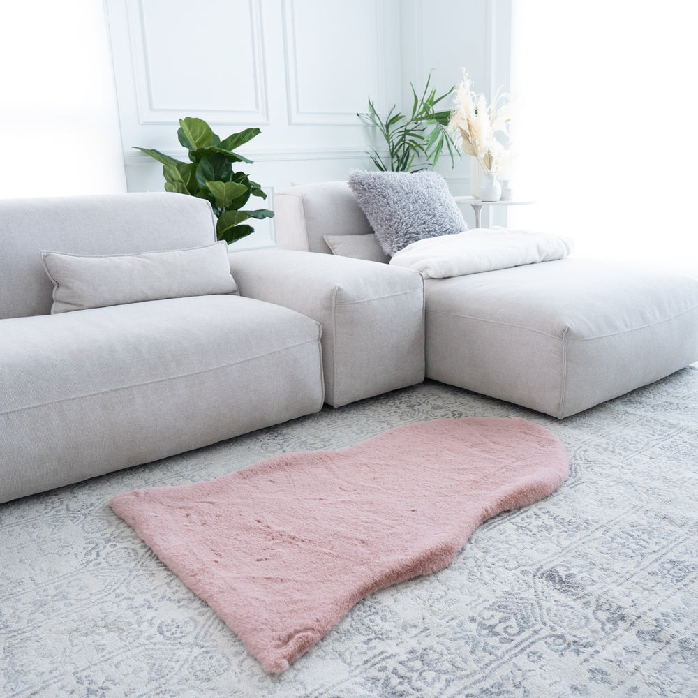 Pelt Shape Faux Rabbit Fur Rug | 29x42"